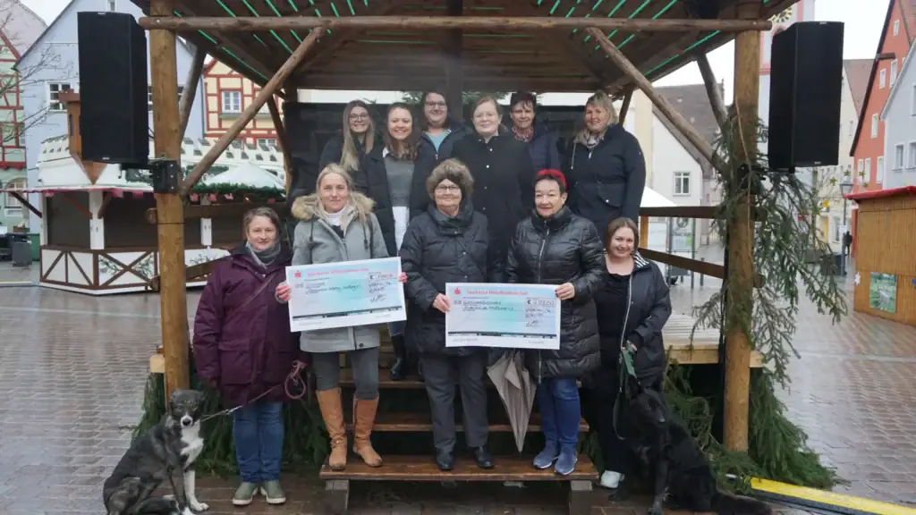 spendenuebergabe scaled